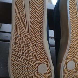 Nike SB Chron 2 Canvas Mens Skate Shoes Black Gum DM3494-001 Low Top Sneakers